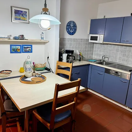 Moewenblick Bakenberg-41 Mit Terrasse, Doppelbett, Schlafsofa, Vollstaendige Komfortkueche * Dranske