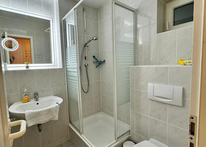 Apartment Möwenblick Bakenberg-41 Mit Terrasse, Doppelbett, Schlafsofa, Vollständige Komfortküche