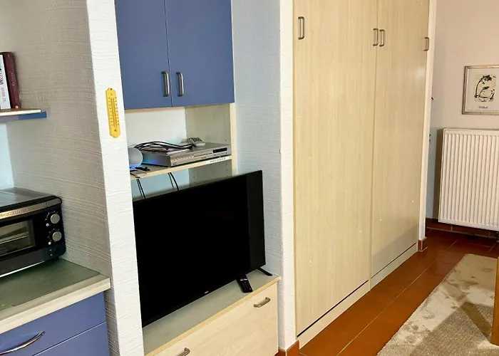 Möwenblick Bakenberg-41 Mit Terrasse, Doppelbett, Schlafsofa, Vollständige Komfortküche Apartment *